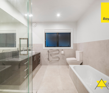 Modern 1-Bedroom Home with Private Courtyard in Prime Orakei Locati... - Photo 1