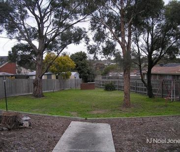 3/17 Moresby Avenue, BULLEEN - Photo 2