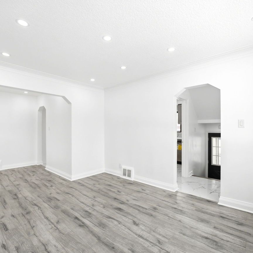 For Lease - 759 Midland Avenue, Toronto, Ontario - Photo 1