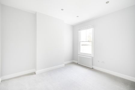5 bedroom terraced house to rent - Photo 4