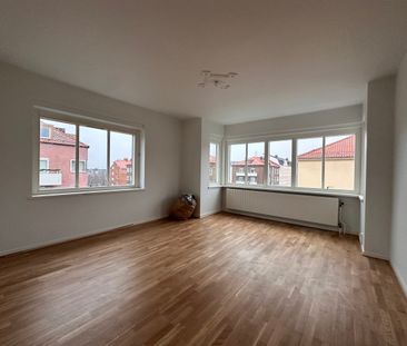 Bjäregatan 9- 3rok (lgh 1303) - Photo 3