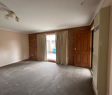 Immaculate 2 Bedroom in Central Shepparton! - Photo 2