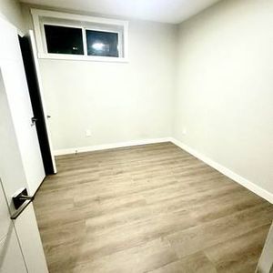 2 Beds 1 Bath - Basement - Corner Meadows - Photo 2