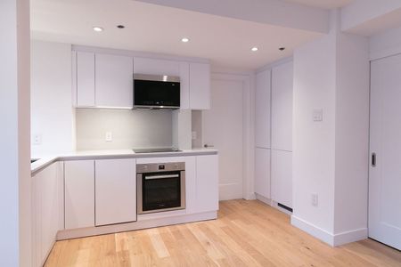 3455 Aylmer - Photo 3