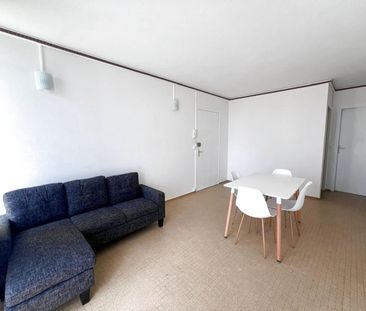 Location Appartement 5 pièces 72m² LES ABYMES 97139 - Photo 1