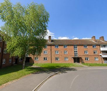 Woodhall Road, Chelmsford CM1, London - Photo 2