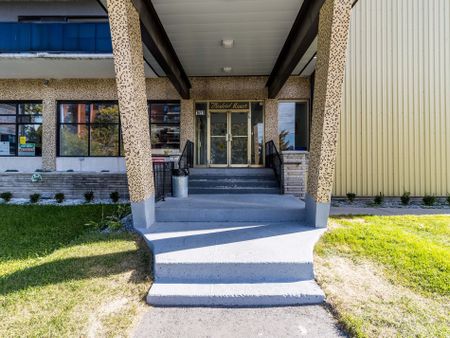 For Lease - 1651 Victoria Pk Avenue Unit# 302, Toronto, Ontario - Photo 3