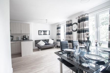 4 bedroom terraced house to rent - Photo 3