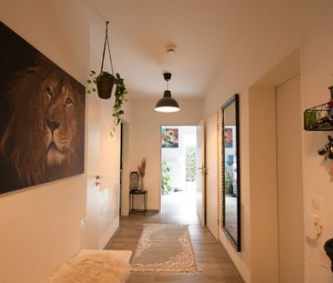 1160 - Attraktive 2,5-Zimmer-Wohnung mit kleiner Terrasse und Garten! - Foto 1