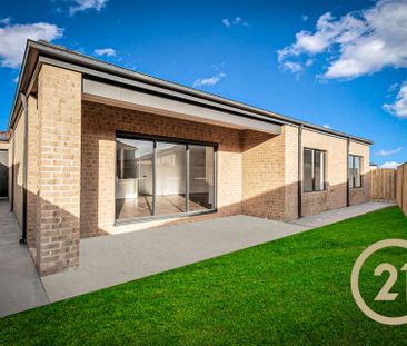 Stylish 4-Bedroom Family Home in Deanside - Photo 2
