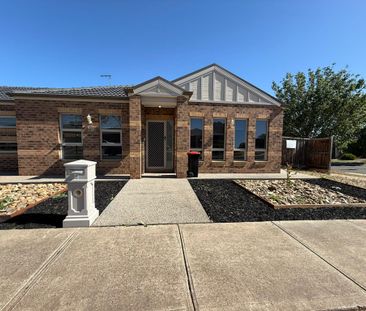 A perfect family home in heart of Harkness - Photo 2