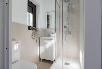 Carrer del Mestre Alberto Luz, Valencia, Valencian Community 46035