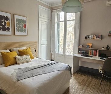 barcelona, Catalonia 08008 - Foto 1