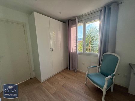 Location Appartement 2 pièces 45m² NICE 06000 - Photo 3