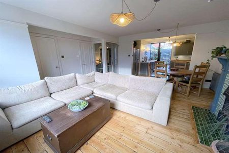 Eastbourne Road, BN25 - Photo 3