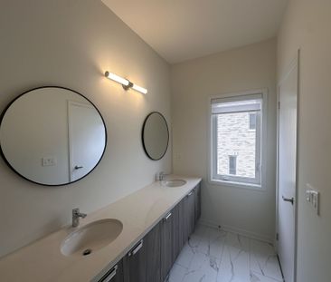 For Lease - 48 Helmkay Avenue, Richmond Hill, Ontario - Photo 5