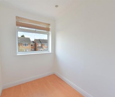 4 bedroom detached house to rent - Photo 2