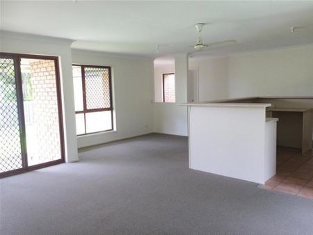 13 Goldvilla Drive, Elanora QLD - Photo 5