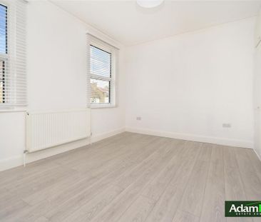4 bedroom terraced house to rent - Photo 3