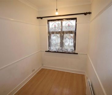 4 bedroom terraced house to rent - Photo 6