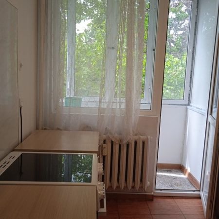 Apartament cu 2 camere in zona Piata Doina - Fotografie 3