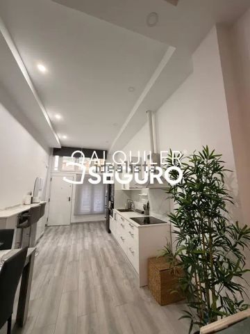 Alquiler de estudio en Calle Blas de Lezo - Photo 5