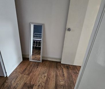 2 Bed Flat, Harborne, B17 - Photo 3