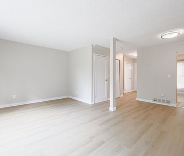 For Lease - 570 Waverly Street Unit# 28, Oshawa, Ontario - Photo 3