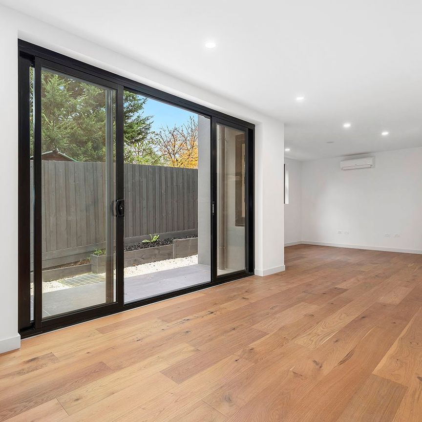 Two Bedroom Apartrment - Photo 1