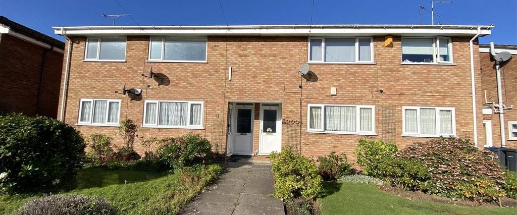 2 bedroom maisonette to rent - Photo 1