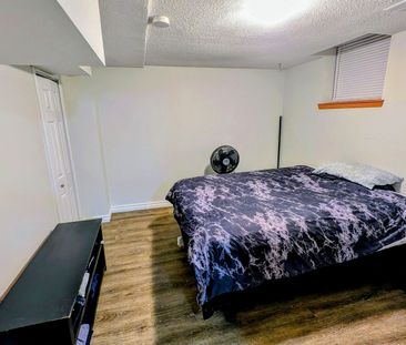 For Lease - 853 Crowells Street, Oshawa, Ontario - Photo 3