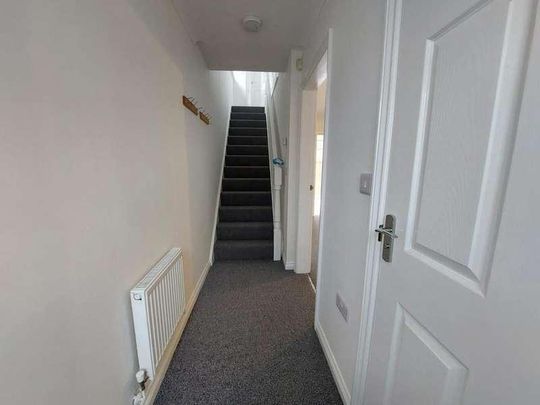 Skylark Close, Crewe, CW1 - Photo 1