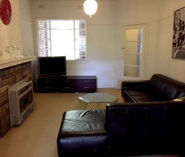 Armadale - Photo 1
