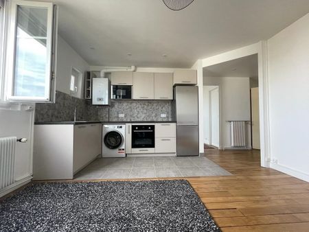 Location Appartement 3 pièces 50m² PARIS 12ème - Photo 2