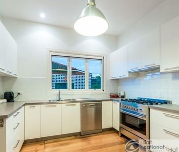 1 / 70 Cleeland Street, Dandenong - Photo 3