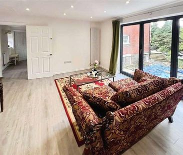 Stow Park Crescent, Newport, NP20 - Photo 3