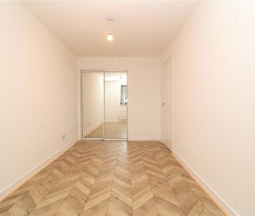 2 bedroom semi-detached house to rent - Photo 4