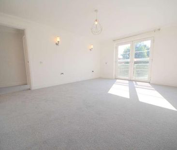 Green Lanes, Winchmore Hill, N21 - Photo 4