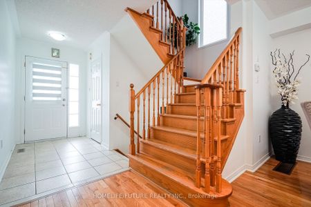 For Lease - 18 Mansbridge Crescent, Ajax, Ontario - Photo 2