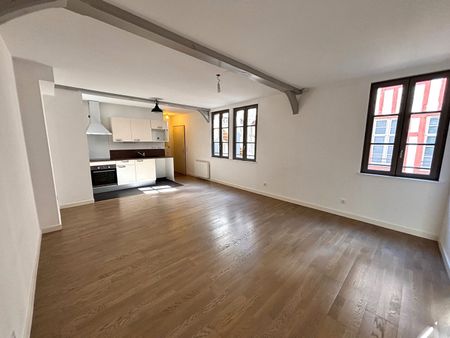 Location Appartement 2 pièces 61m² - Photo 2