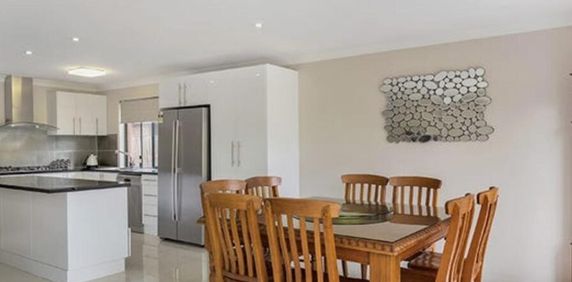 Great Size 3 Bedrooms Family House - Photo 2