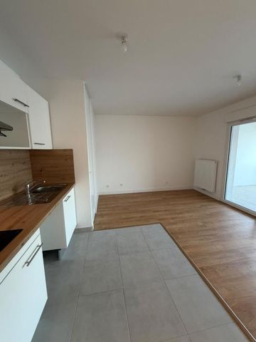 Location Appartement 2 pièces 43m² LE BOUSCAT 33110 - Photo 2