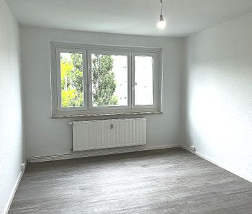 Familienwohnung mit Einbauküche und Balkon - Photo 4