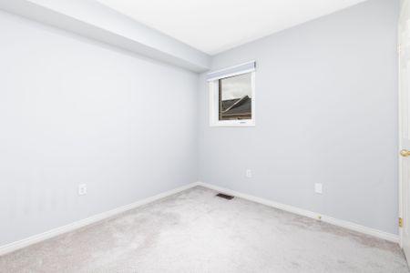 For Lease - 43 Sergio Marchi Street, Toronto, Ontario - Photo 5