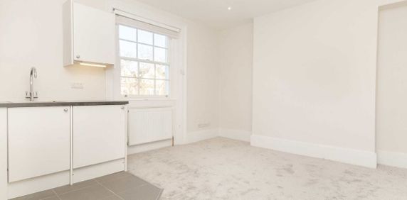 Chiswick High Road, W4 2ND, London - Photo 2