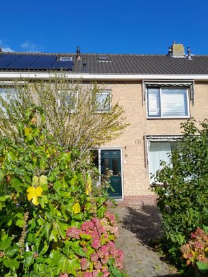 Huis te huur: Vincent van Goghweg 29 1506 JB Zaandam - Foto 1