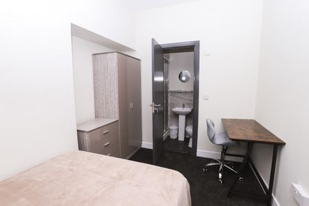 5 bedroom House To Let Total Size: 1098 SQ FT - Photo 4