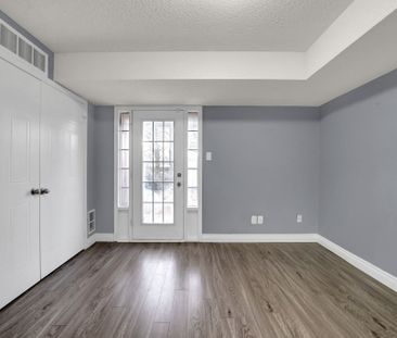 For Lease - 45 Salmon Way, Whitby, Ontario - Photo 6