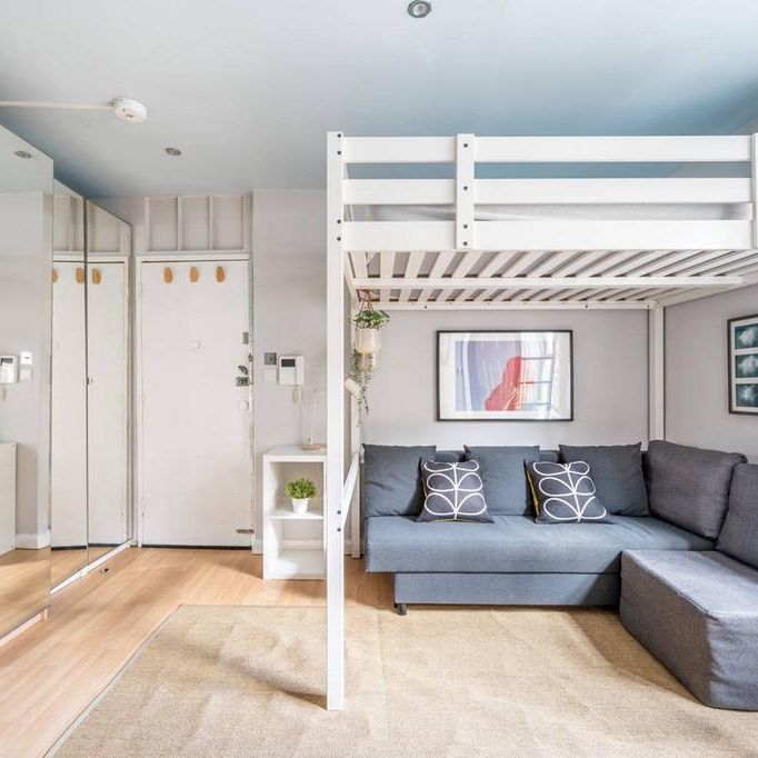 Studio to rent - Photo 1