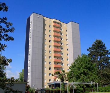 Gemütliche 3 Zimmerwohnung im Hochhaus - Photo 1